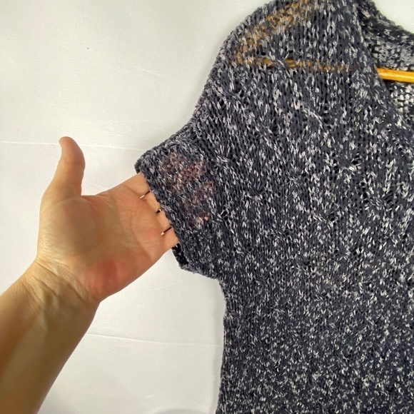 Eileen Fisher Sz: M Melange Cotton Blend V-neck sweater cap sleeves black white - Picture 6 of 10